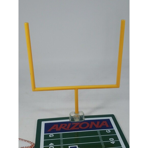 University of Arizona Wildcats Flick It & Kick It Football Game 2011 Wincraft - Picture 12 of 16